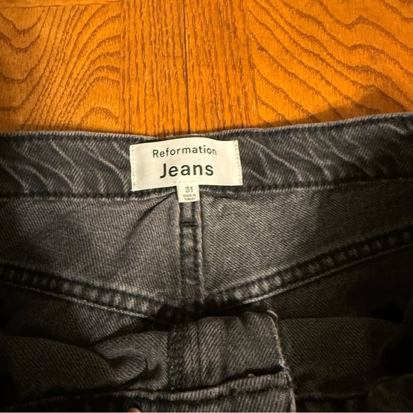 Reformation Cary High Rise Slouchy Wide Leg Jeans in Mineral Wash Black Sz 31 - Picture 8 of 14